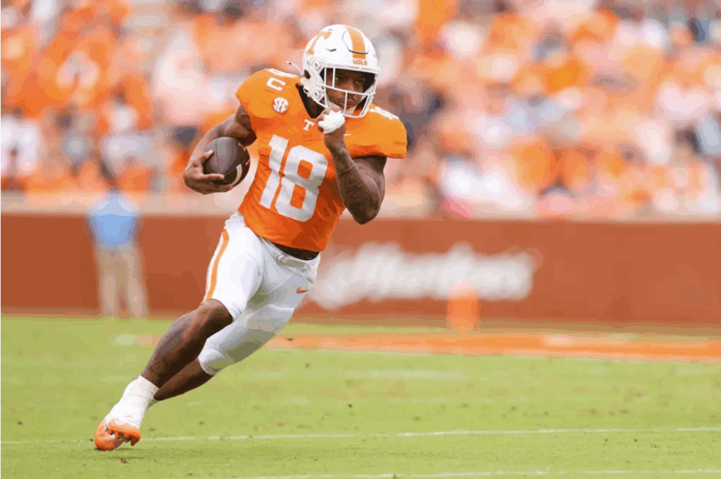 September 06, 2025 - Running back DeSean Bishop #18 of the Tennessee Volunteers during the game between the ETSU Buccaneers and the Tennessee Volunteers at Neyland Stadium in Knoxville, TN. Photo By Tennessee Athletics